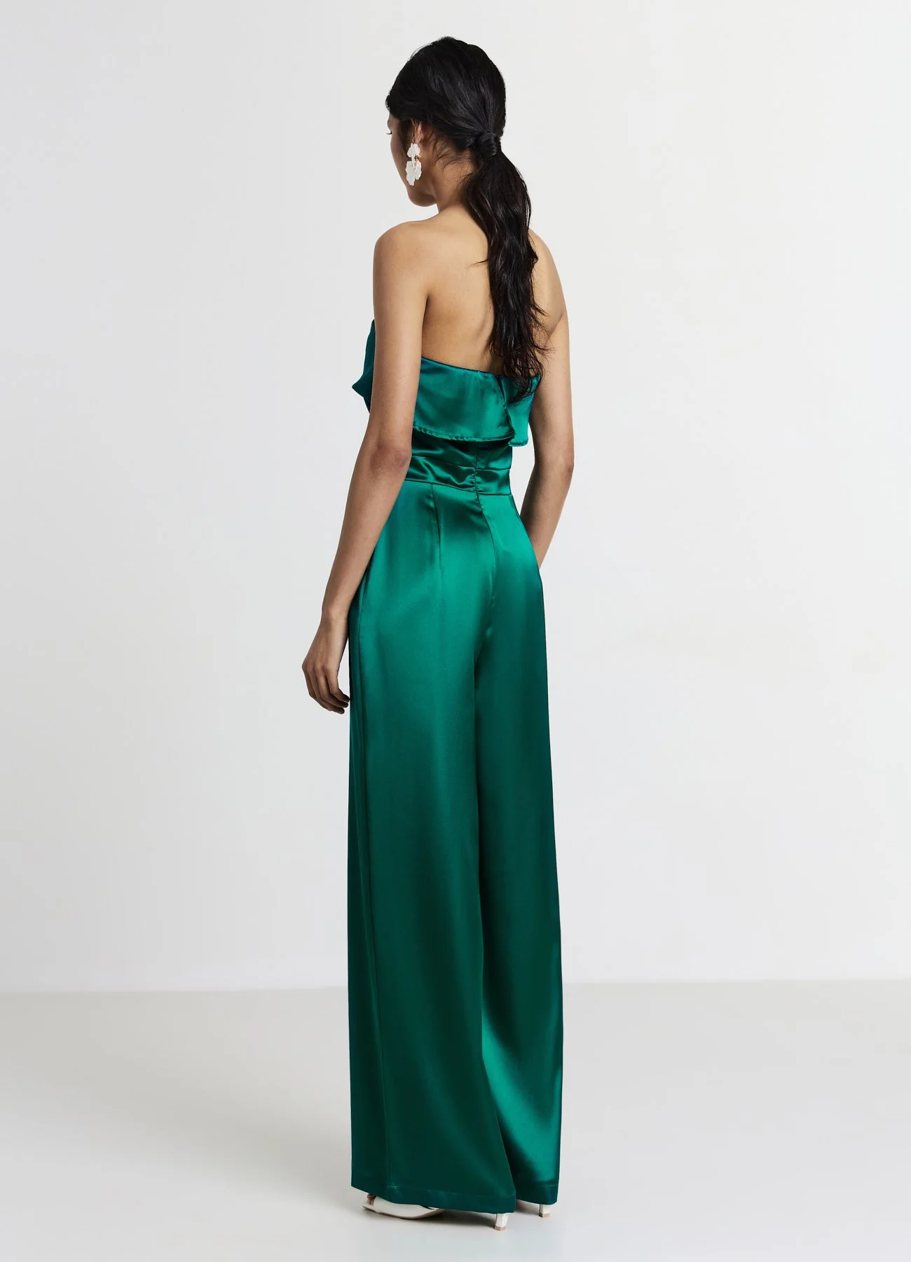 Tuta simil satin con balza - Image 2