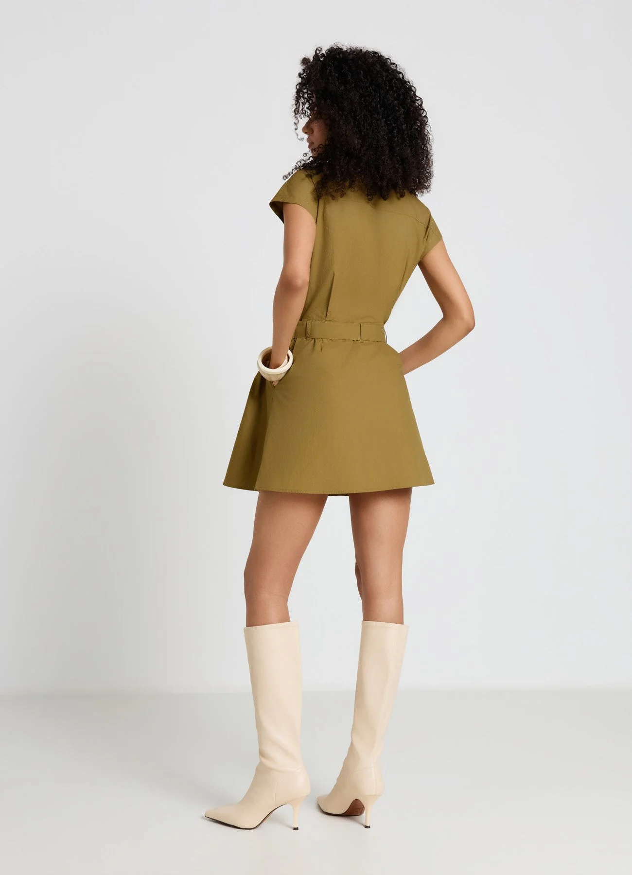 Vestito chemisier smanicato con cintura