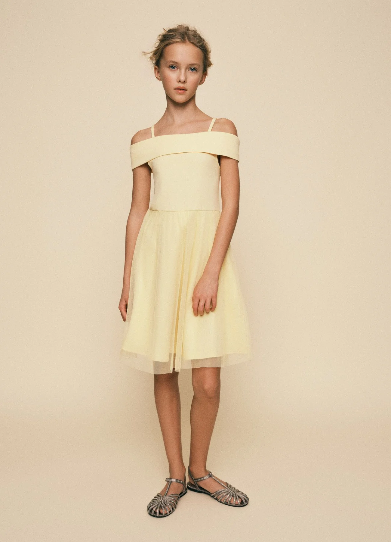 Vestito con spalle scoperte e gonna in tulle - Image 5