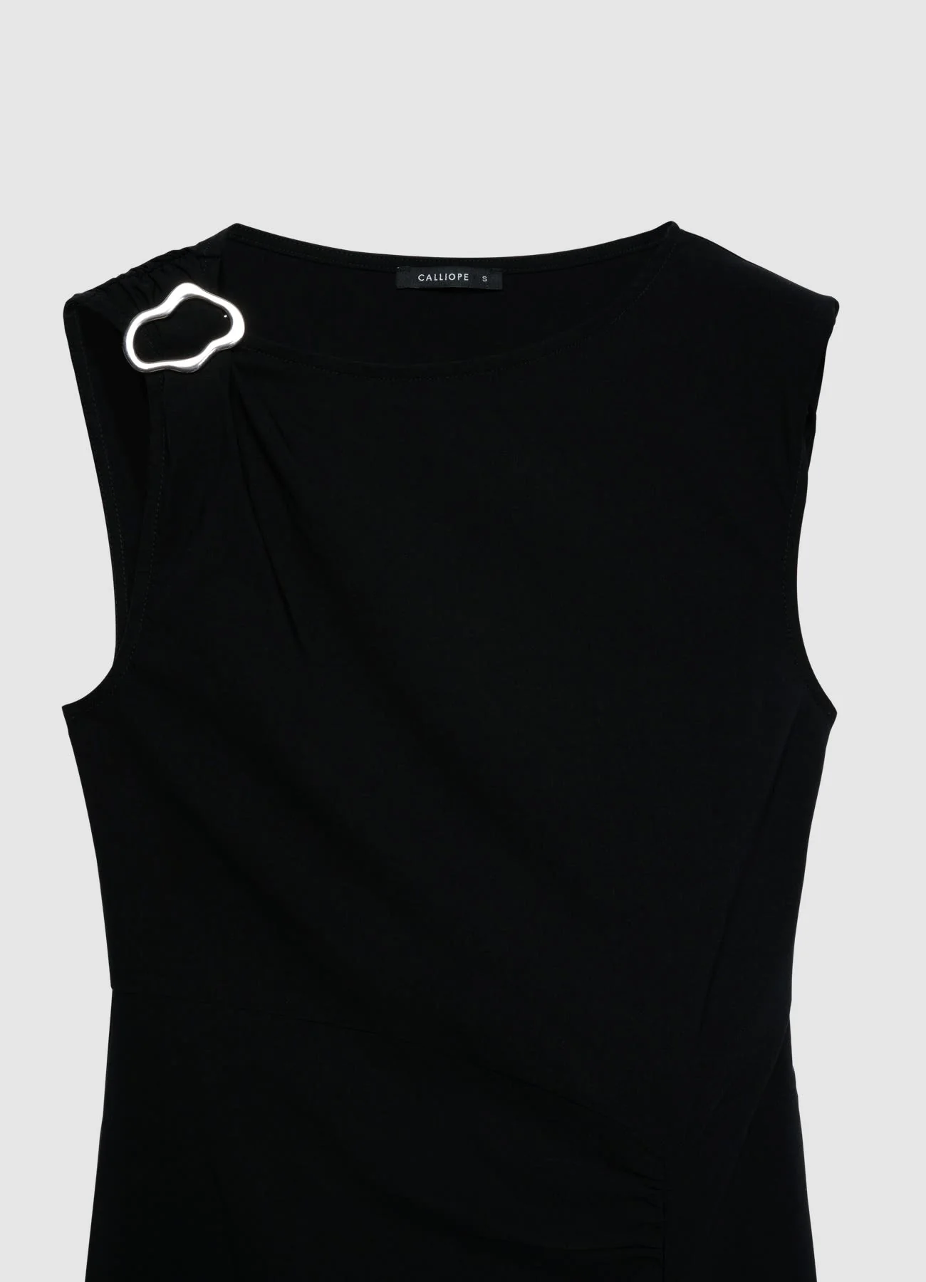 Vestito lungo con spacco e fibbia