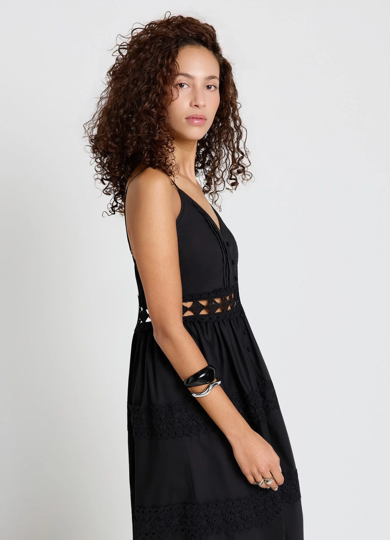 Vestito lungo con spalline e inserti traforati - Image 2