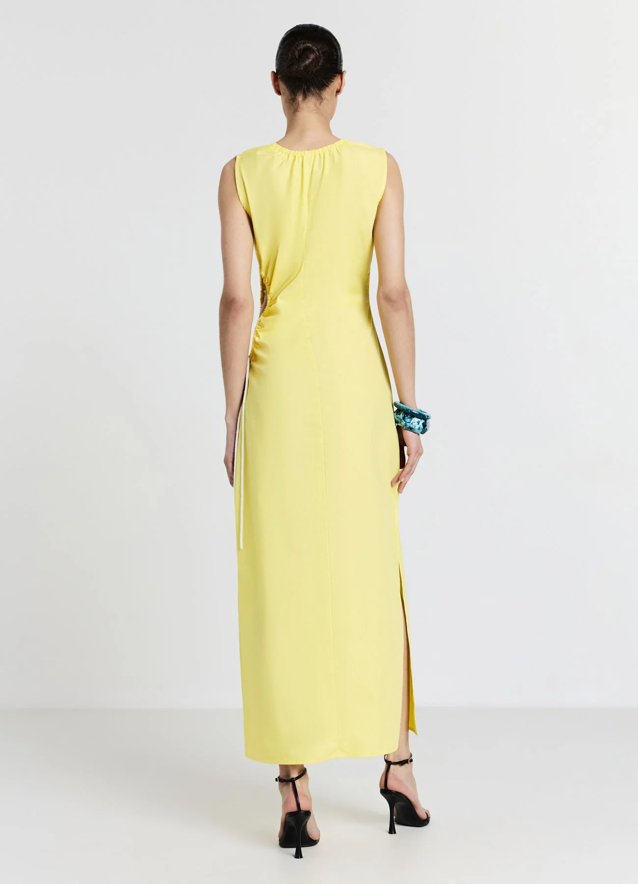 Vestito lungo cut out