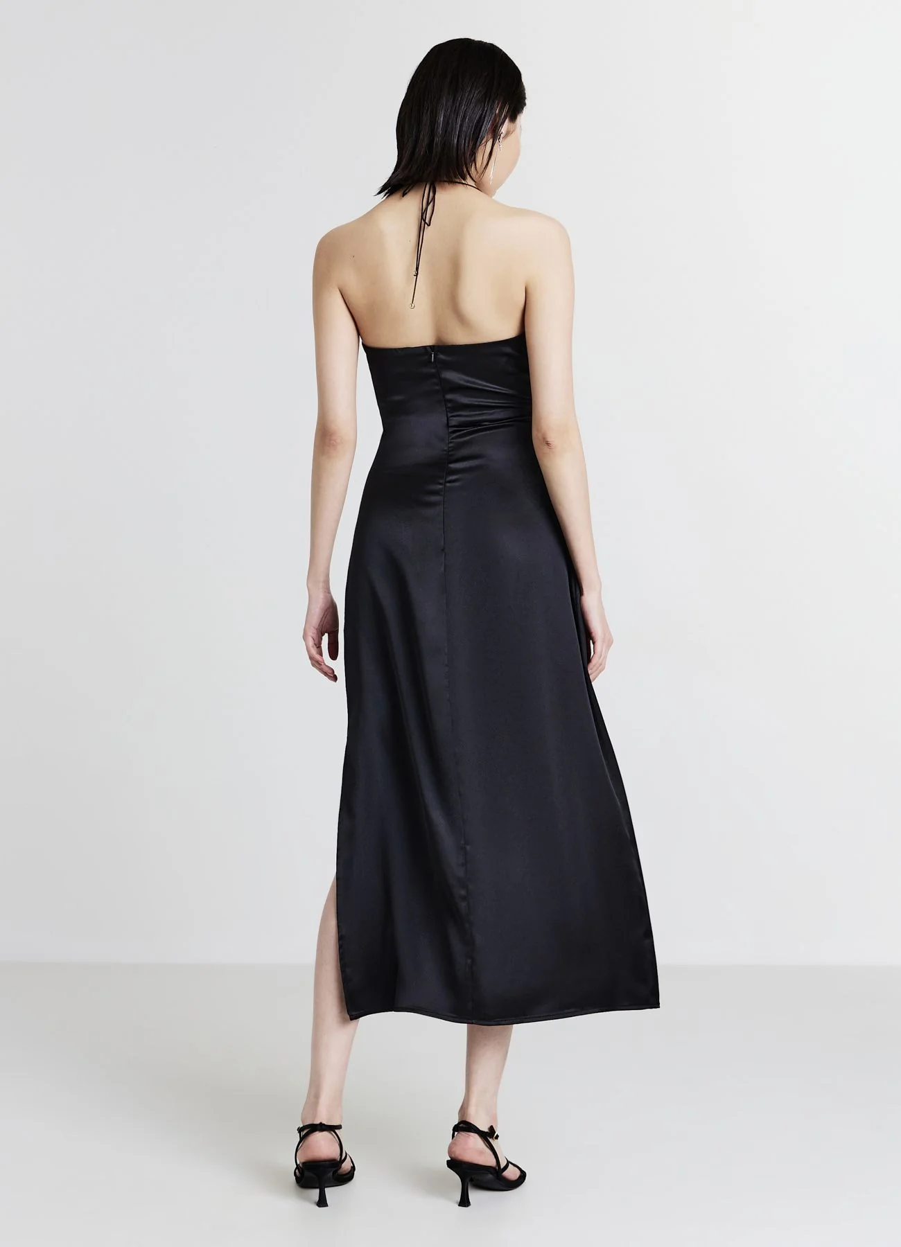 Vestito lungo simil satin cut out - Image 2
