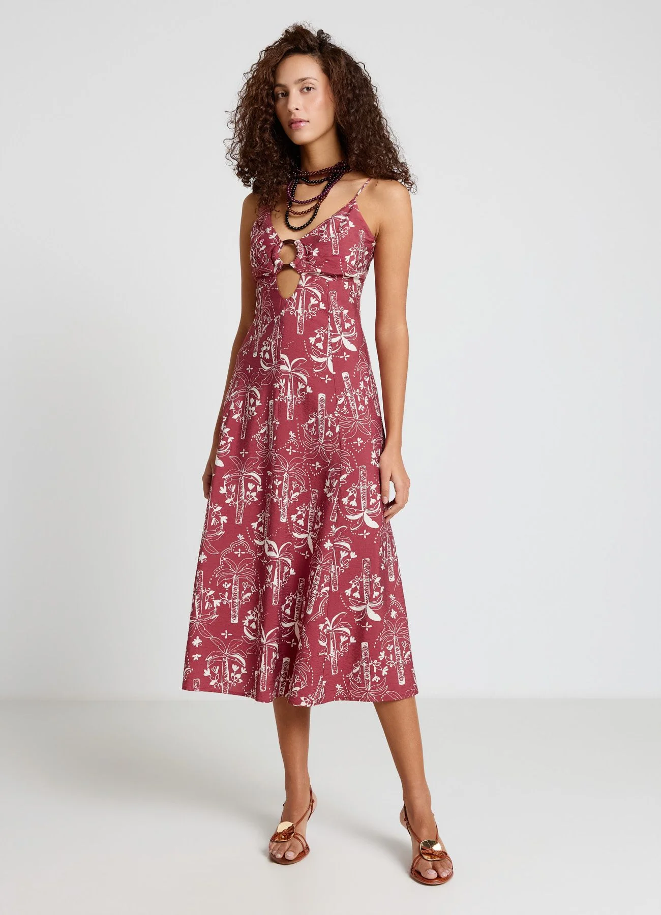 Vestito midi con bretelle e cut-out