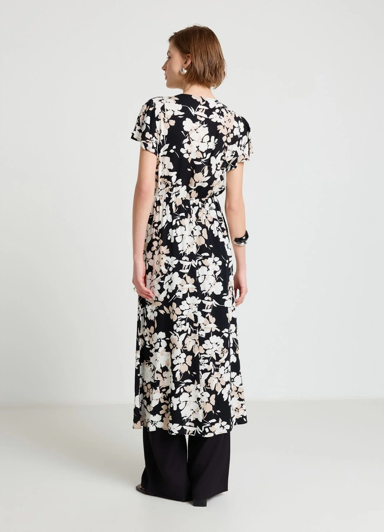Vestito midi con stampa fiori e scollo a V - Image 3