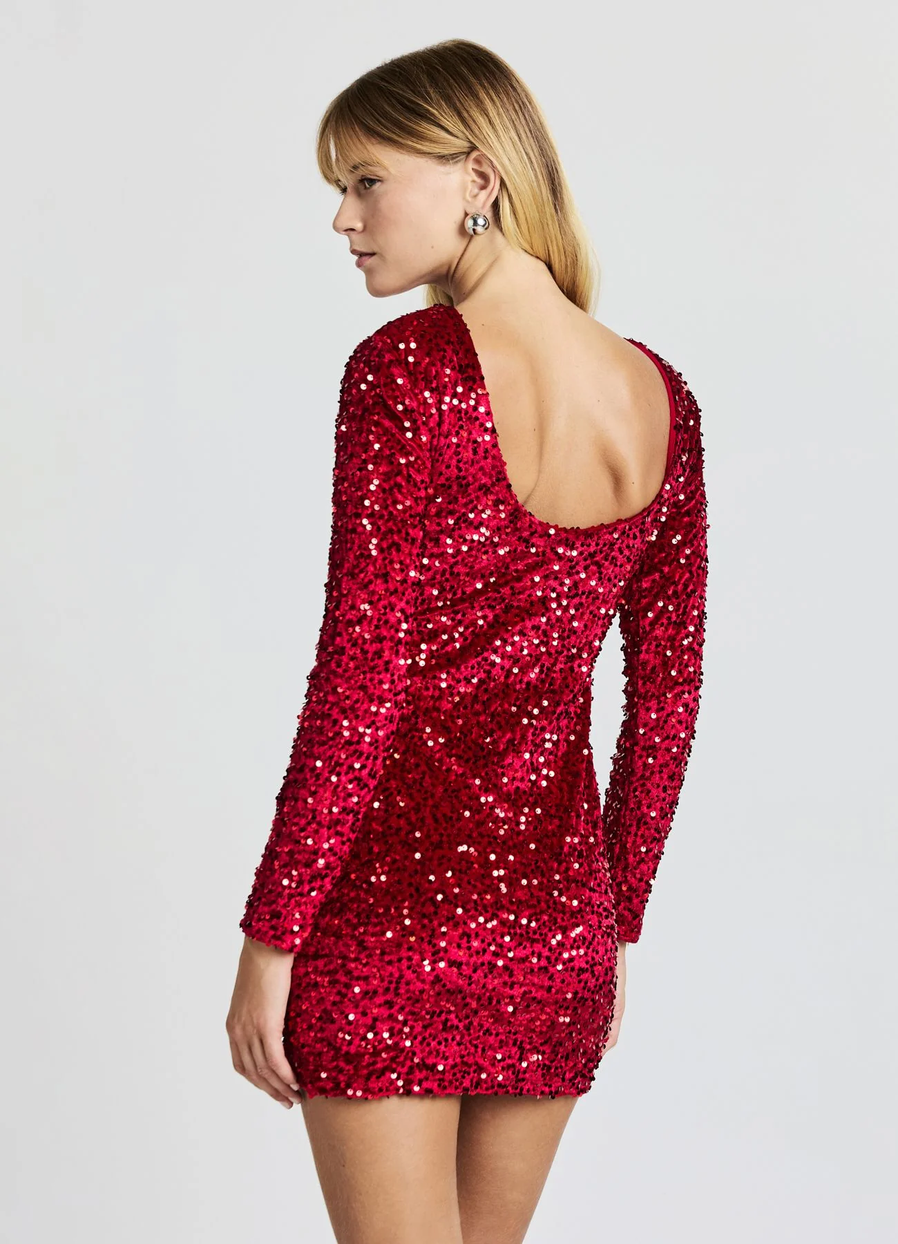 Vestito schiena scoperta con paillettes